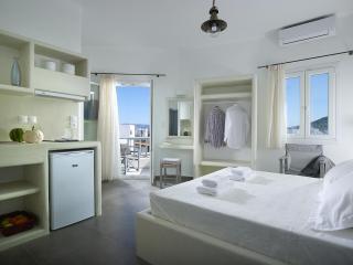 Garifalakis Comfort Rooms - Pollonia - 5