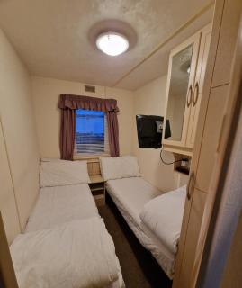 Oasis S193 Caravan, Golden Palm Resort - Chapel Saint Leonards - 5