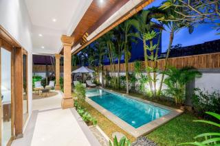 Amazing Villa Prime Location in Canggu - 15 Minutes Walk to the Beach - Canggu - 5