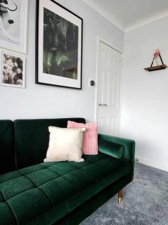 Quirky, Family Home in Glasgow - Cardonald - 7