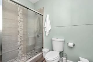Historical Galveston House - 2 min drive to sand!! - Galveston - 9