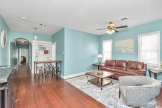 Historical Galveston House - 2 min drive to sand!! - Galveston - 2