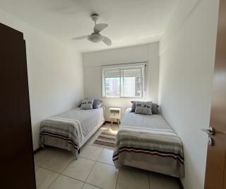 Apartamento espaçoso 2 quartos a 200 m da praia - 1