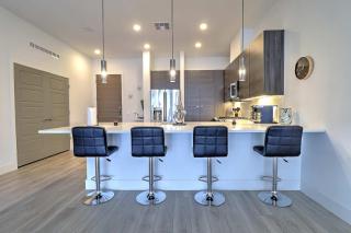 Private Rooftop Terrance - King Beds - Walk Score 81 & Parking 4014 - Scottsdale - 7