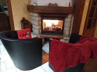 Chalet confortable 3 chambres, proche Gérardmer, avec garage, balcon et équipements bébé. - FR-1-589-195 - 3