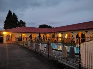 Captains Quarters Motor Inn - Cambridge - 0