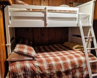 Cabin #7 - Strawberry - 6