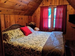 Cabin #7 - Strawberry - 1