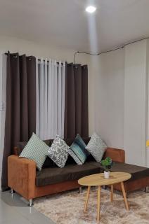 CHATEAU DE CHLOE - 3 Bedroom Entire Apartment for Large Group - Tacloban - 9