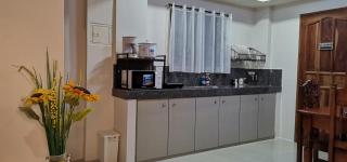 CHATEAU DE CHLOE - 3 Bedroom Entire Apartment for Large Group - Tacloban - 4