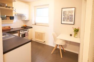 Gemütliches und helles Studio Apartment mit Balkon, Badewanne, WLAN, Parkplatz - 2