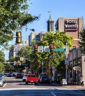 The Hotel Warner - West Chester - 2