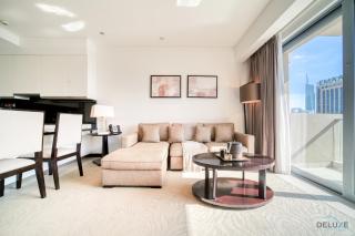 Opulent 1BR in the Address Residences Dubai Marina by Deluxe Holiday Homes - Dubai - 2