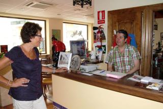Hostal Palomares - Salobreña - 5