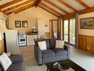 Warby Cottage - 3