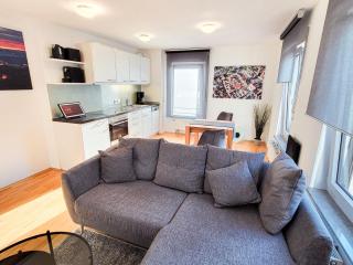 Zentrale Ferienwohnung in Aalen City mit 4-Sternen - Aalen - 9