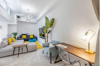 Urban style 3-bedroom apartment - 8