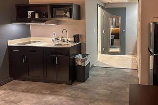 Suburban Studios Montpelier - 3