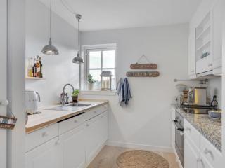Holiday Home Laura - 1km from the sea by Interhome - Blokhus - 4
