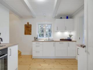 Holiday Home Tabetha - 25m from the sea by Interhome - Tisvildeleje - 2