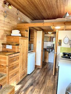 Tiny House-Hot Tub-St Clears-Pembrokeshire-Tenby - 3
