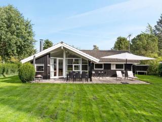 Holiday Home Eivor - 500m from the sea by Interhome - Hornbæk - 0