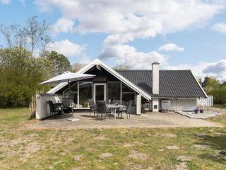 Holiday Home Arnfin - 160m from the sea by Interhome - Rødby - 0