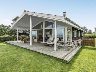Holiday Home Elfi - 30m from the sea by Interhome - Bro - 8