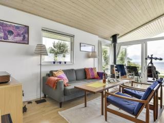 Holiday Home Elfi - 30m from the sea by Interhome - Bro - 5