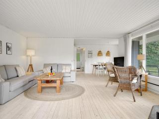 Holiday Home Aksa - 400m from the sea by Interhome - 6