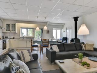 Apartment Durim - 2-5km from the sea by Interhome - Humble - 3
