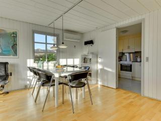 Holiday Home Haralda - 300m from the sea by Interhome - 1