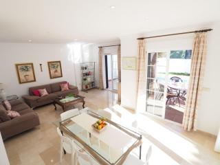Nerja Paradise Rentals - Villa Las Palomas - Nerja - 3
