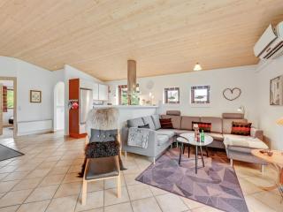 Holiday Home Rika - 525m to the inlet by Interhome - Ulfborg - 7