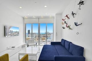 Modern Penthouse condo with 2 story private terrace - Hollywood - 8