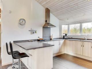 Holiday Home Nani - 900m from the sea by Interhome - Torsted - 4