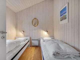 Holiday Home Sarita - all inclusive - 1km from the sea by Interhome - 2