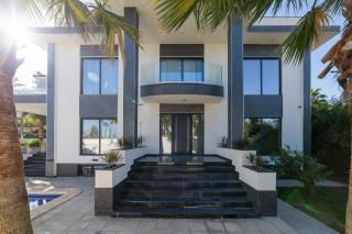 Exclusive Villa City, Beach & Golf - 5