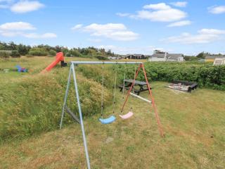 Holiday Home Adelbert - 400m from the sea by Interhome - Hjørring - 5