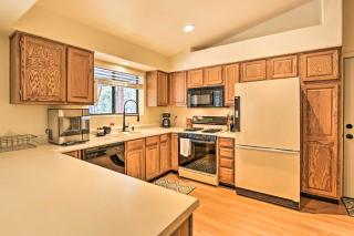 Near Hiking and Golfing Pinetop Home with Deck! - Indian Pine - 4