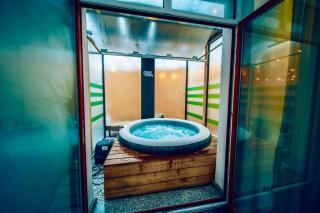 Miami Lovely romantic Garden apartment with whirlpool - Prague - 2