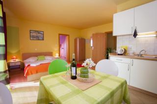 Villa Mia Makarska - Makarska - 9