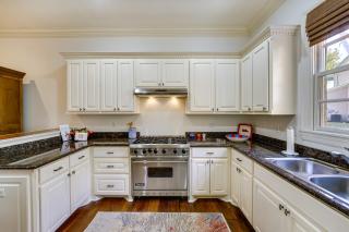 Large, Elegant Home Less Than 2 Miles to Ole Miss! - Oxford - 1