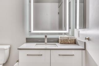 Oakland 1BR w AC WD Sky Deck next to BART SFO-527 - Oakland - 2