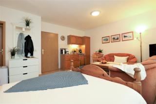 Ferienappartements zwischen Meer und Bodden App 06 - Wustrow - 0