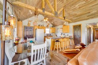 Incredible Log Home 1 Mile from Lake Tenkiller - Vian - 5