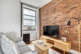 Murray Hill 2br w wd nr UN NYC-1052 - New York - 0