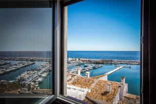 Puerto Banus Penthouse With Panoramic Sea Views - 2