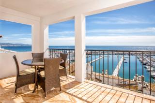 Puerto Banus Penthouse With Panoramic Sea Views - 0