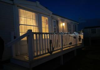 Beachfront luxury holiday home - Skegness - 5